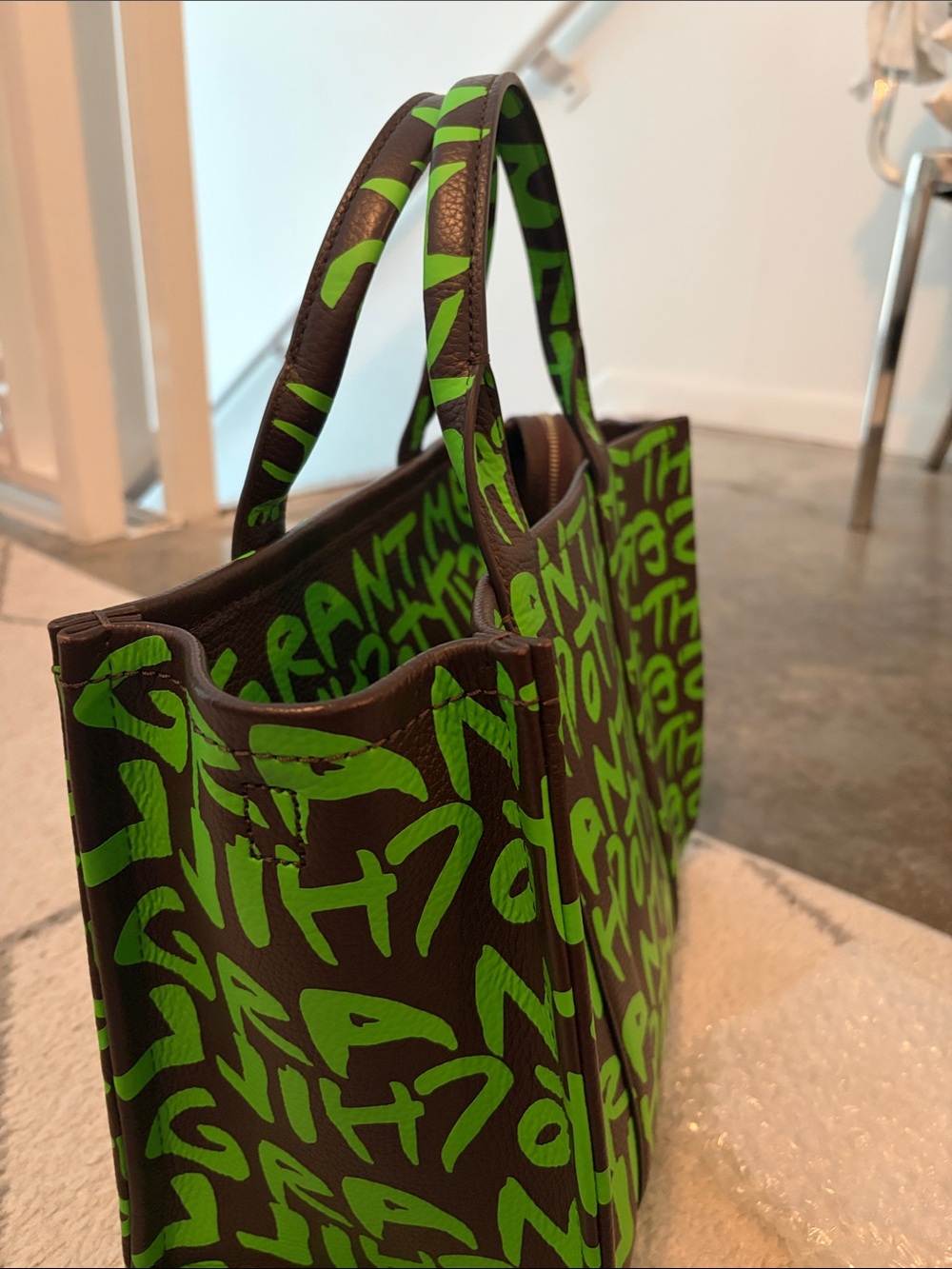 Marc Jacobs Stephen Sprouse Neon Green Graffiti Tote on Dark Brown - Picture 13 of 13